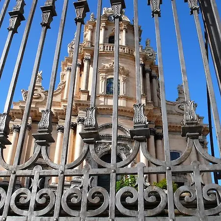 Casa Leone In Ibla * Ragusa
