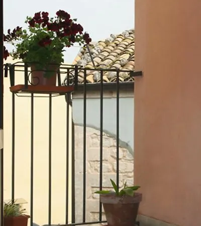 Casa Leone In Ibla Appartamento